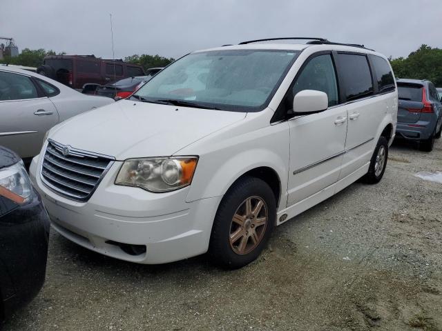 Global Auto Auctions: 2010 CHRYSLER TOWN & COU