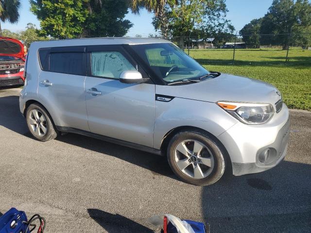 VIN KNDJN2A25H7496398 2017 KIA Soul no.4