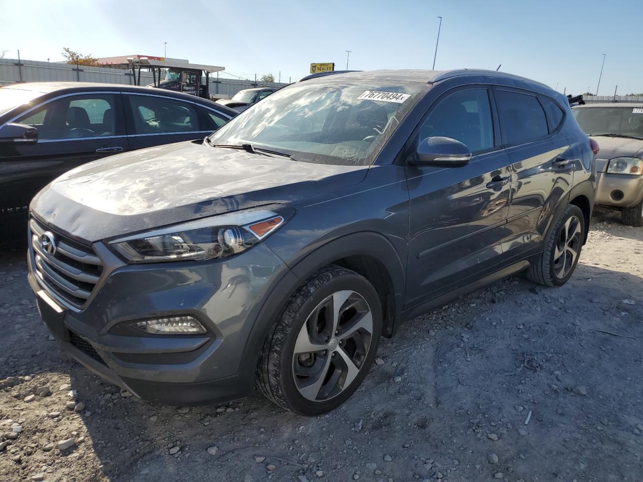 Lot #2972231116 2016 HYUNDAI TUCSON LIM