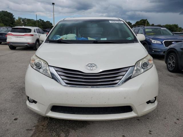 VIN 5TDYZ3DC8HS862681 2017 Toyota Sienna, Xle no.5