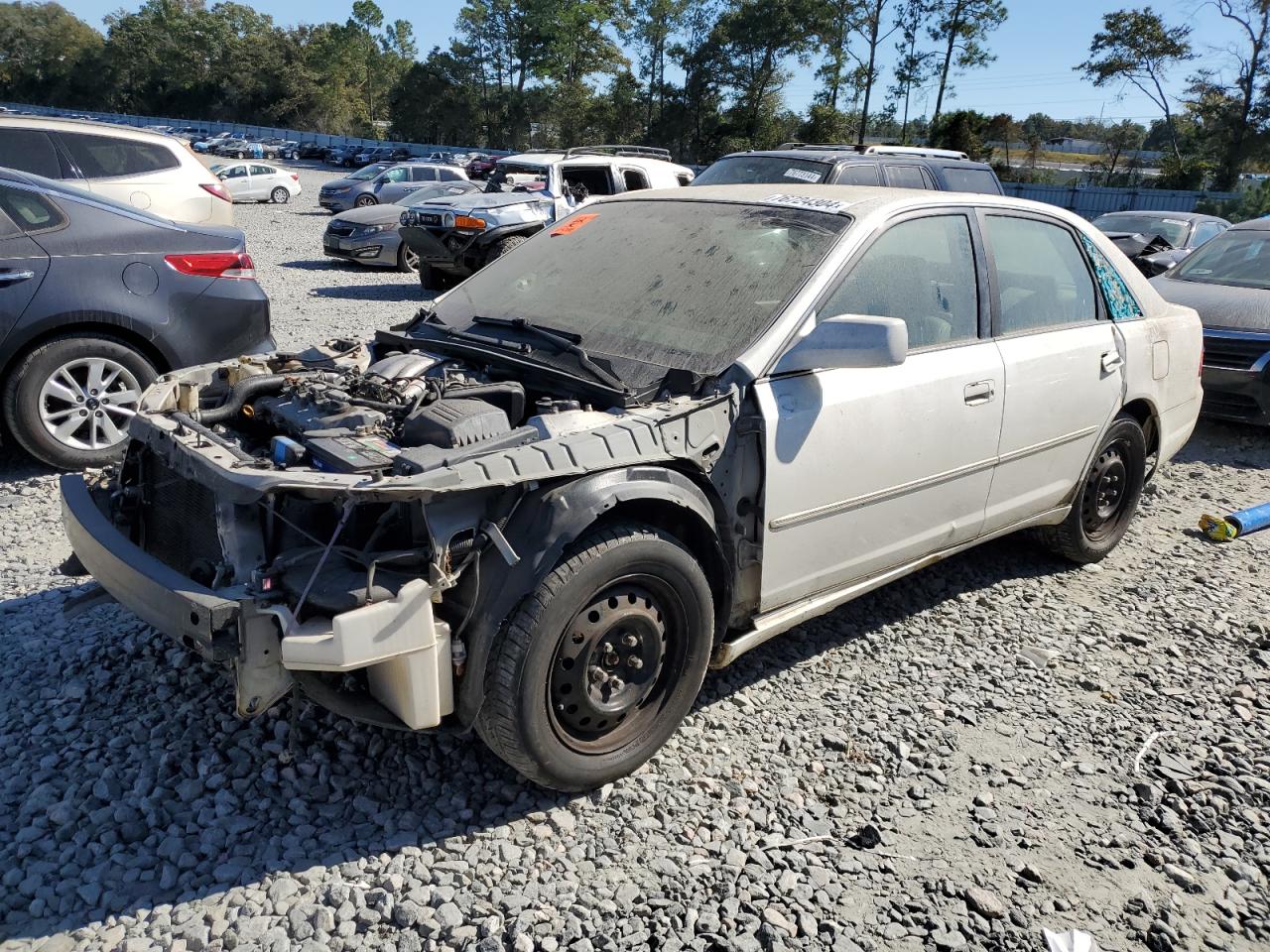 Lot #2919260729 2000 TOYOTA AVALON XL