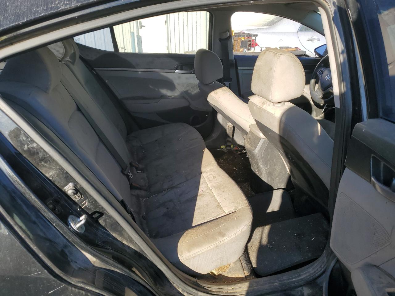 Lot #2962670079 2018 HYUNDAI ELANTRA SE