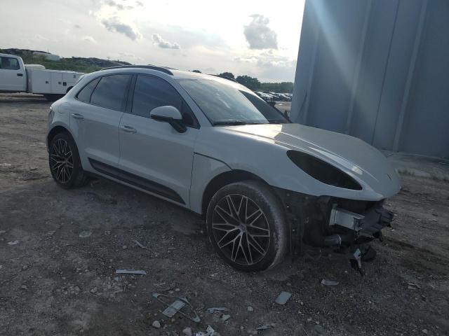 VIN WP1AA2A5XNLB09352 2022 PORSCHE MACAN no.4