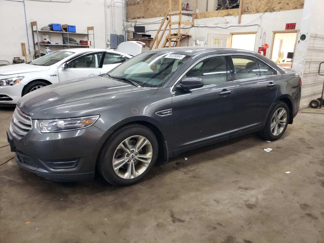 Lot #2972368540 2015 FORD TAURUS SEL