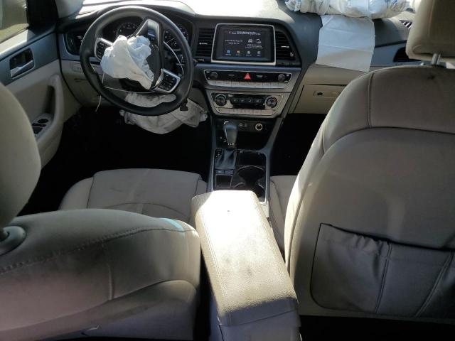 2019 HYUNDAI 260 5NPE24AF1KH806381