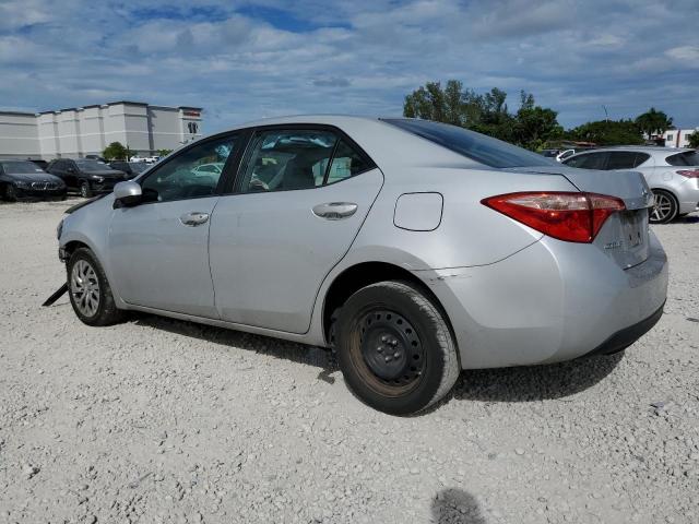 VIN 2T1BURHE2KC207144 2019 Toyota Corolla, L no.2