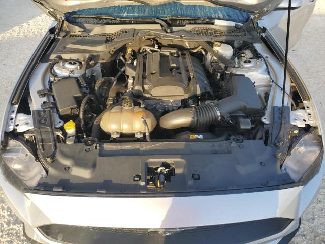 VIN 1FATP8UH4J5111538 2018 Ford Mustang no.11