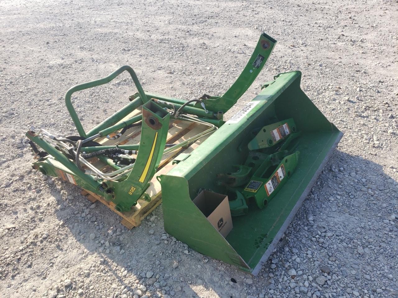 John Deere 120R 2023 