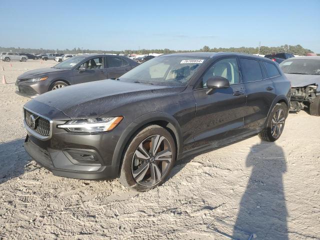 2023 VOLVO V60 CROSS #2925637407