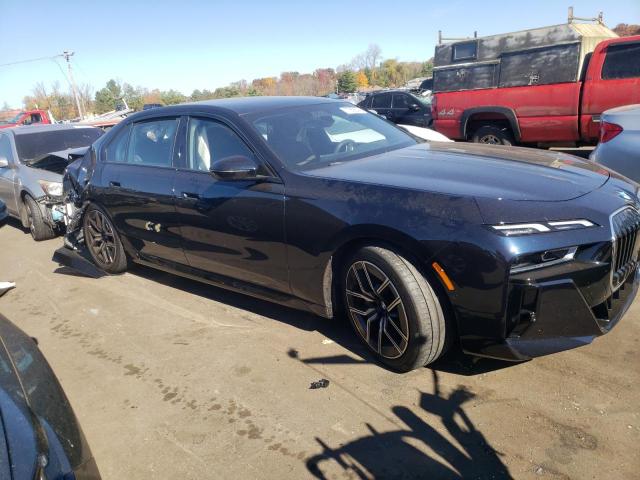 VIN WBA33EJ02PCM61061 2023 BMW 760 XI no.4