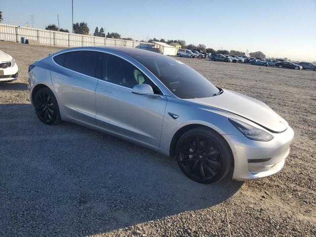 VIN 5YJ3E1EA3JF011597 2018 Tesla MODEL 3 no.4