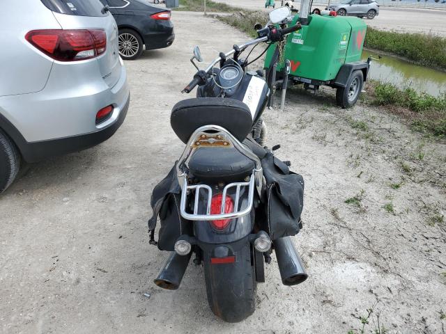 2011 TRIUMPH MOTORCYCLE THUNDERBIR - SMTB02WF7BJ488667