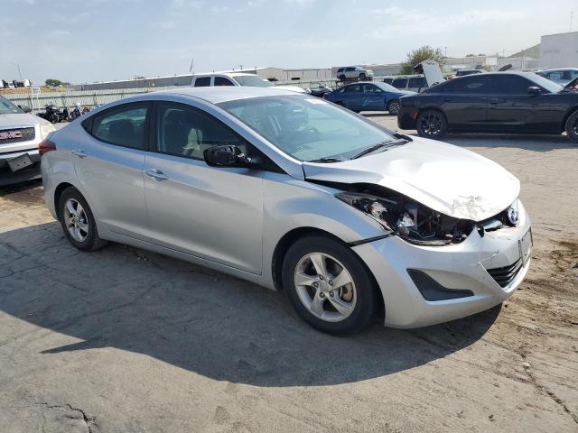 VIN 5NPDH4AE2EH526703 2014 Hyundai Elantra, SE no.4