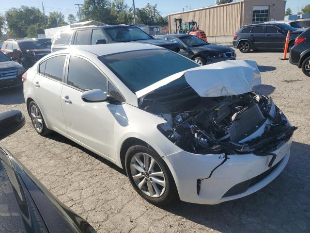 VIN 3KPFL4A76HE014671 2017 KIA Forte, LX no.4