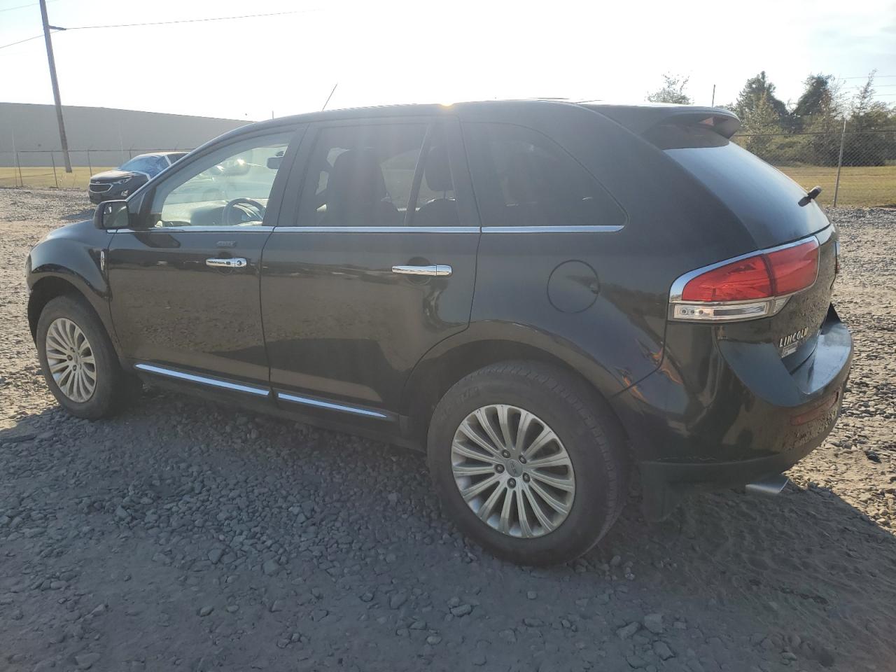 Lot #3030699122 2013 LINCOLN MKX