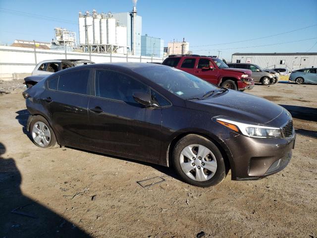 VIN 3KPFK4A78HE122972 2017 KIA Forte, LX no.4