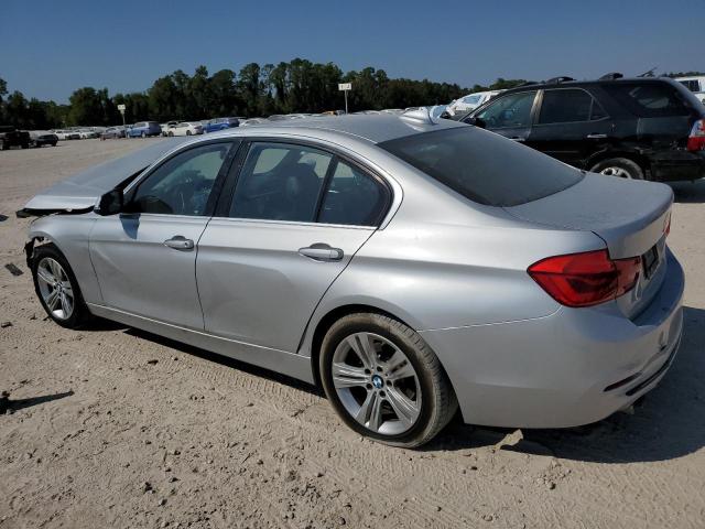 VIN WBA8B9G50JNU99760 2018 BMW 3 SERIES no.2