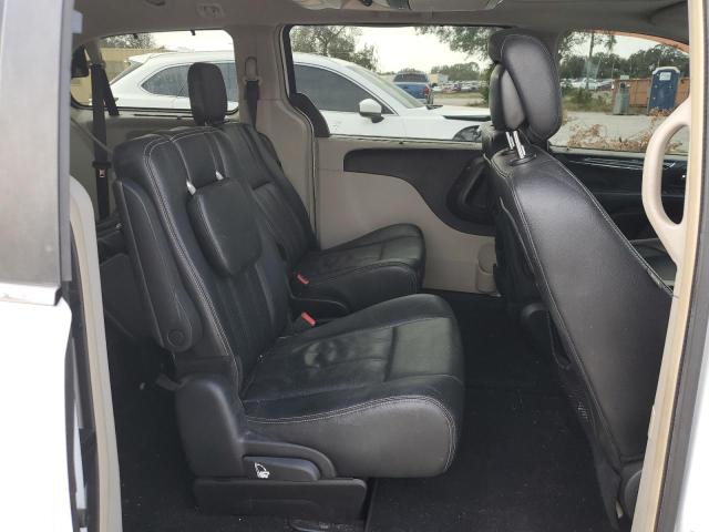 2016 CHRYSLER TOWN & COU - 2C4RC1CG9GR128072