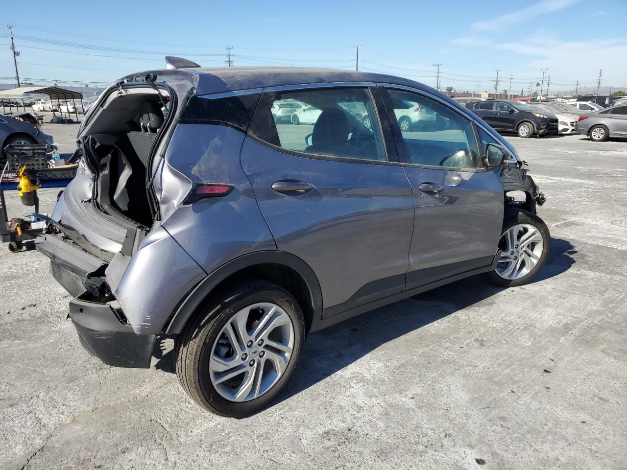 Lot #3028393801 2023 CHEVROLET BOLT EV 1L