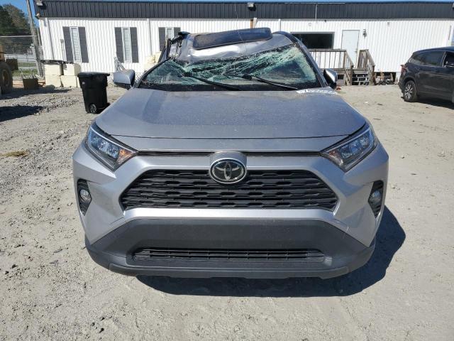 VIN JTMC1RFVXKD007714 2019 Toyota RAV4, Xle Premium no.5