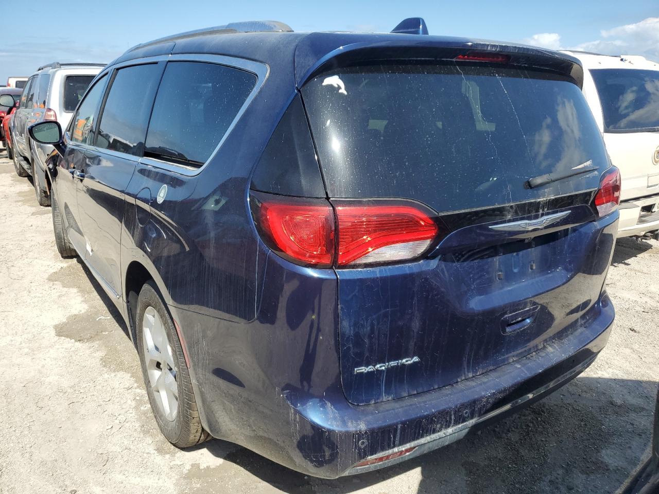 Lot #2940295247 2017 CHRYSLER PACIFICA T