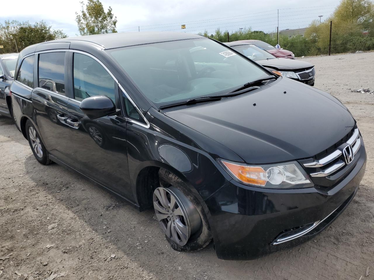 Lot #2935897815 2016 HONDA ODYSSEY SE