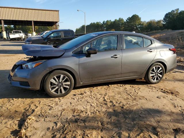 NISSAN VERSA SV