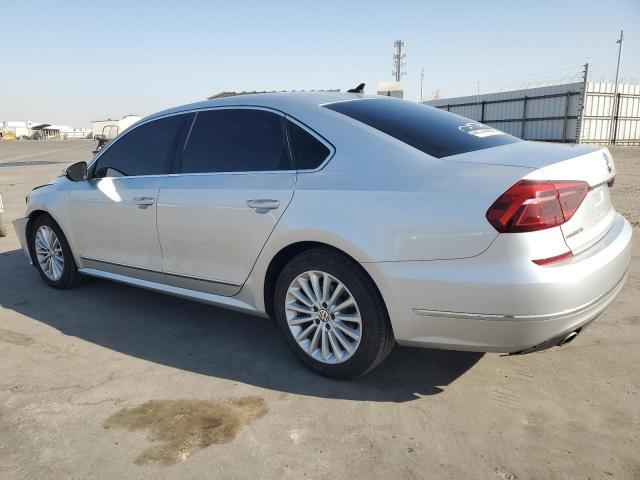 2017 VOLKSWAGEN PASSAT SE - 1VWBT7A38HC069642
