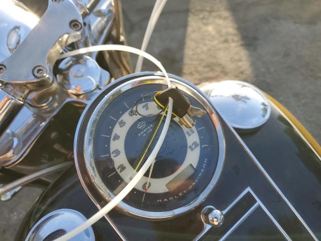 2011 HARLEY-DAVIDSON FLSTN 1HD1JD531BB024275