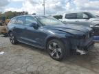 VOLVO V60 CROSS снимка