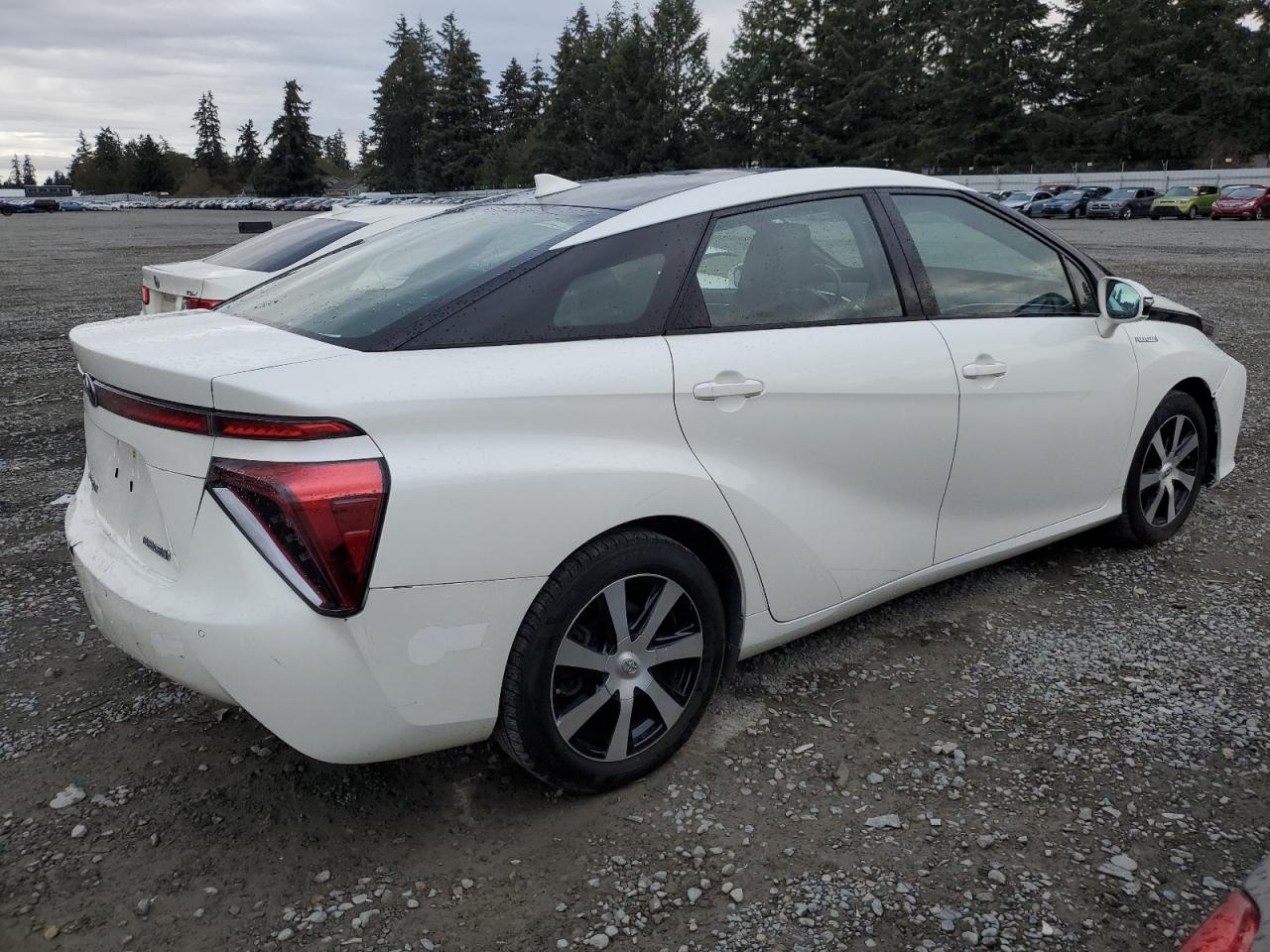 Lot #2943156487 2017 TOYOTA MIRAI