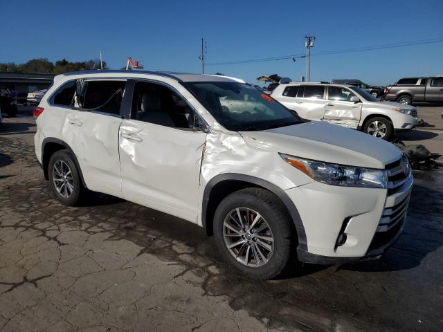 2017 TOYOTA 06 BEDLNR - 5TDJZRFH3HS516504