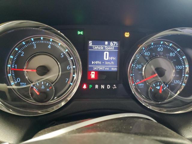 2016 CHRYSLER TOWN & COU - 2C4RC1CG0GR222227