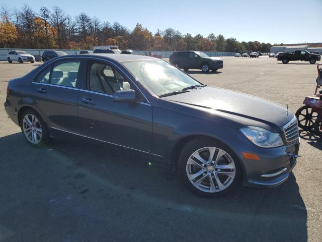 VIN WDDGF8AB6DR284852 2013 Mercedes-Benz C-Class, 3... no.4