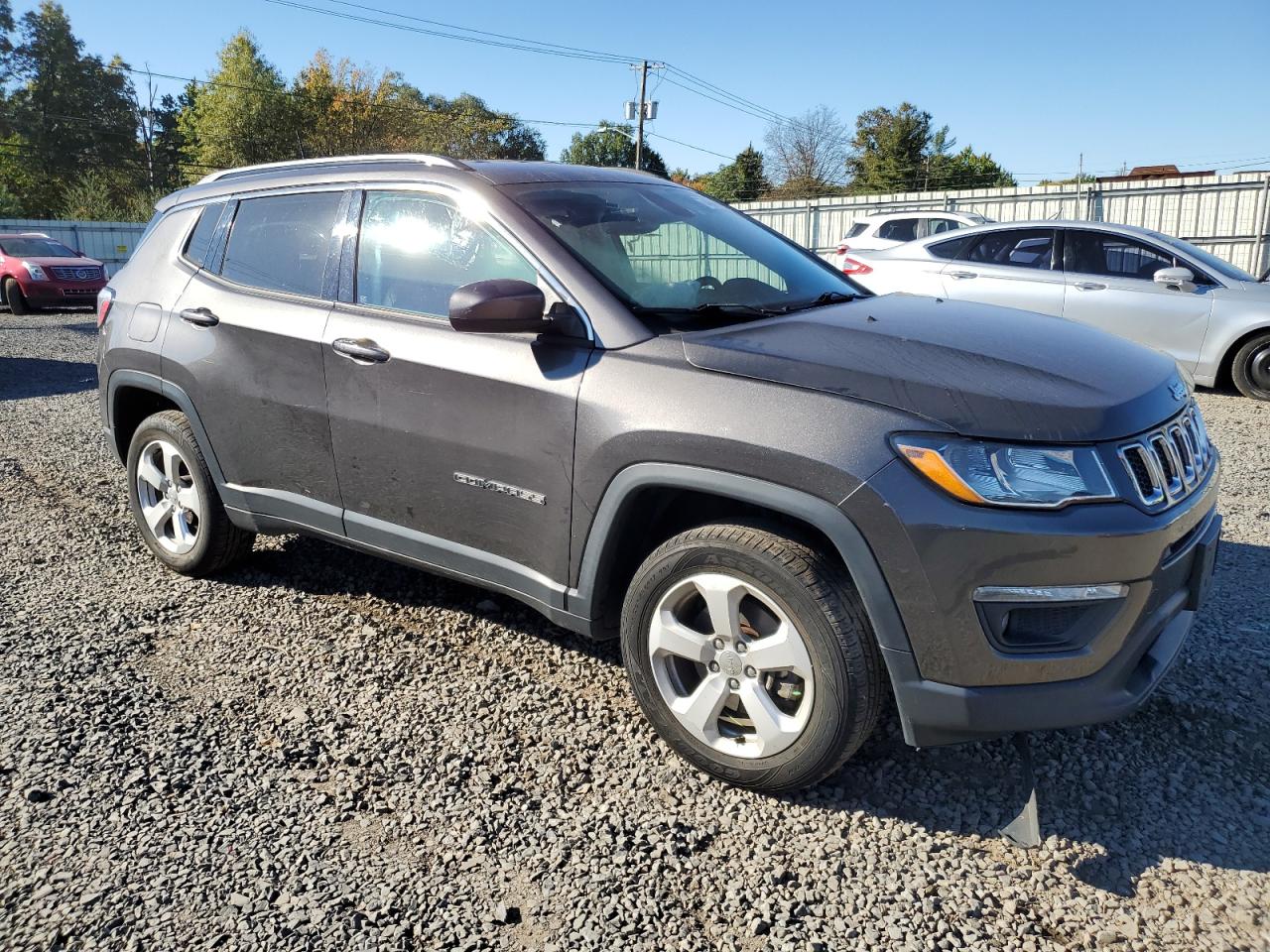 Lot #2969750281 2019 JEEP COMPASS LA