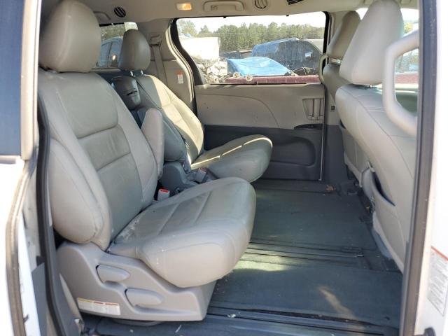 2015 TOYOTA SIENNA LE - 5TDKK3DC1FS603831