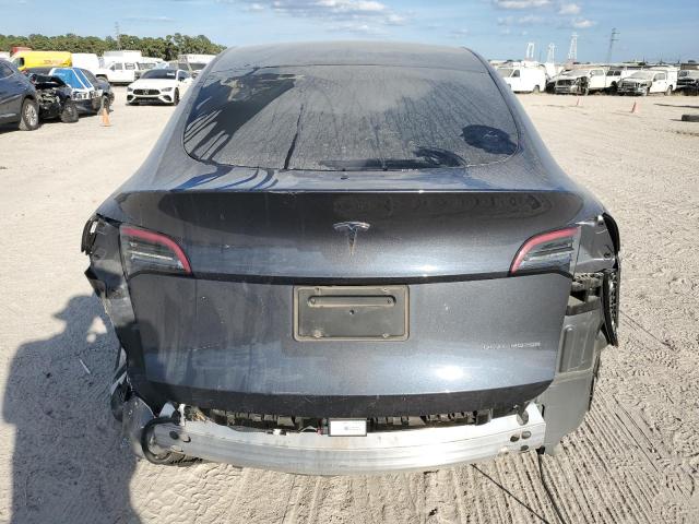 VIN 7SAYGDEE8NA004610 2022 TESLA MODEL Y no.6