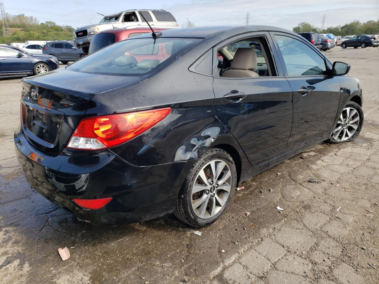 Lot #2879117969 2017 HYUNDAI ACCENT SE