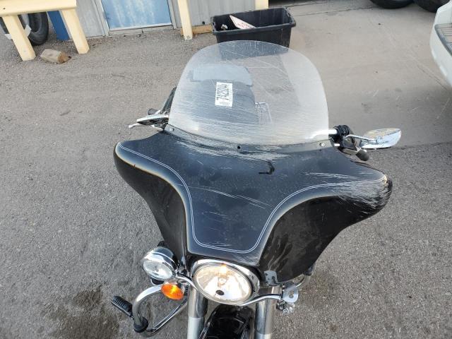 2011 HARLEY-DAVIDSON FLHTC 1HD1FF416BB658484