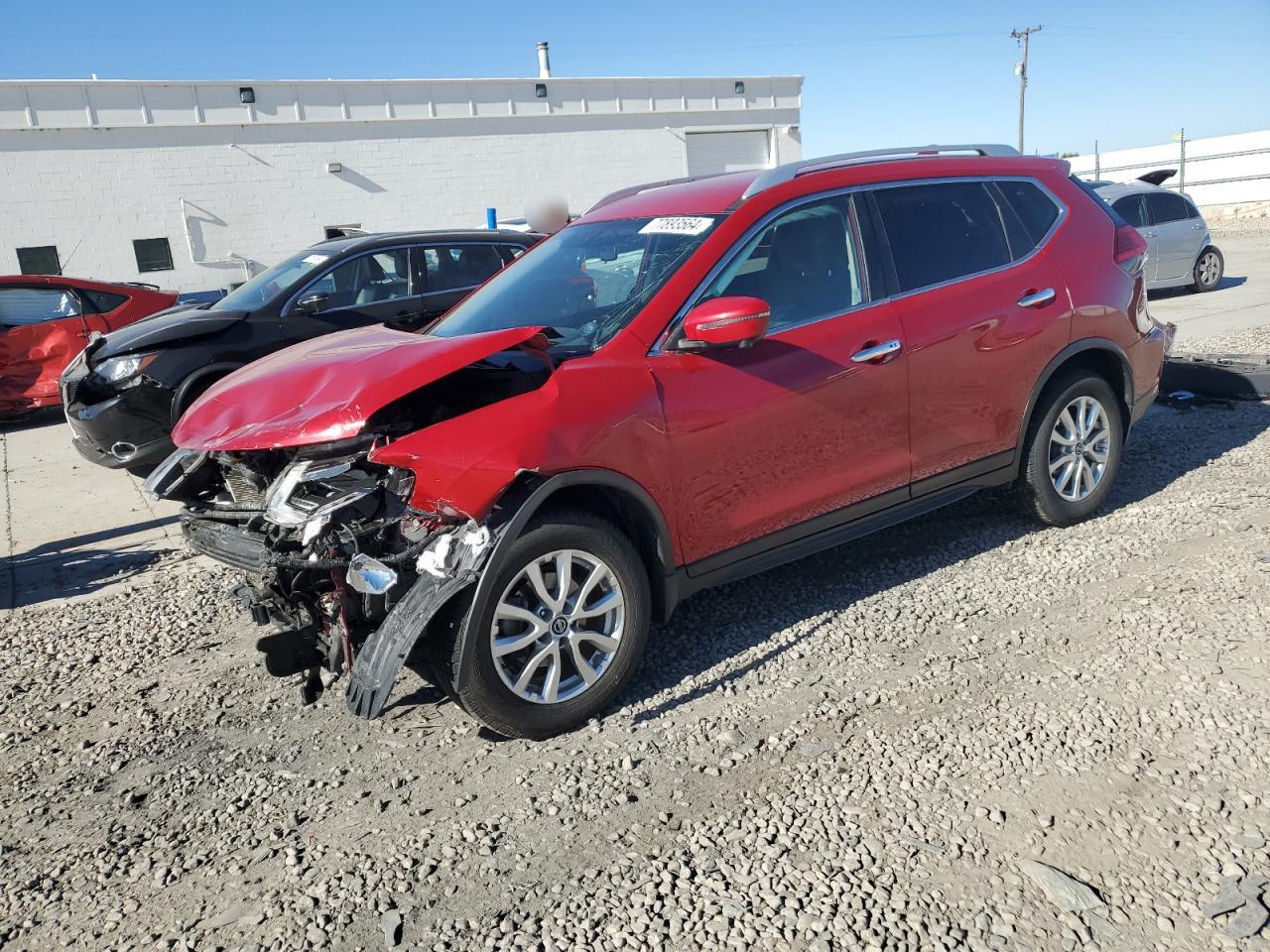 Lot #2972042029 2017 NISSAN ROGUE