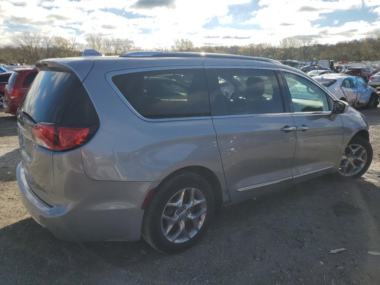 Lot #2943273871 2018 CHRYSLER PACIFICA L