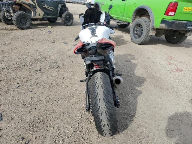 2016 YAMAHA YZFR1S JYARN42E0GA000461