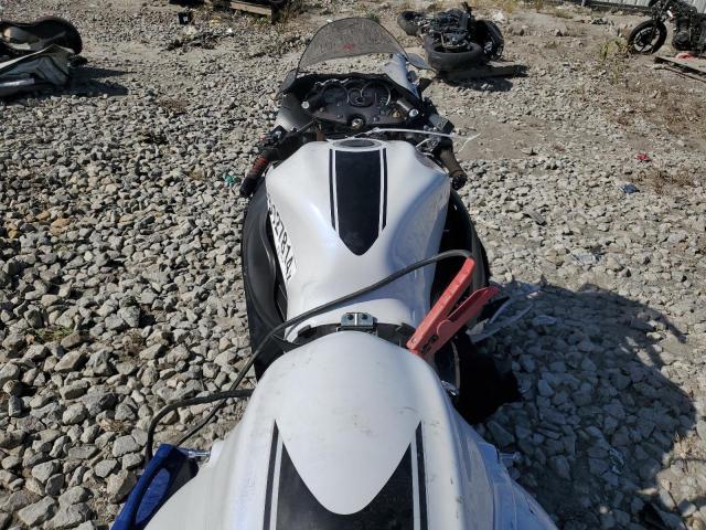2017 SUZUKI GSX1300 RA JS1GX72B3H2100038