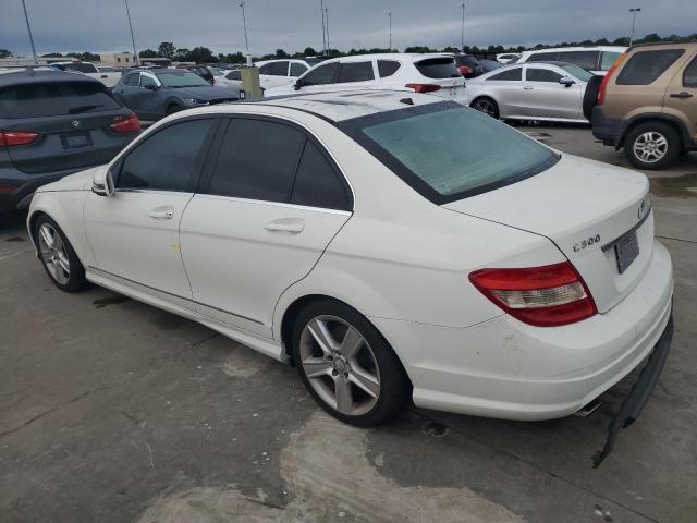 MERCEDES-BENZ C 300 2011 white  gas WDDGF5EB0BR159965 photo #3