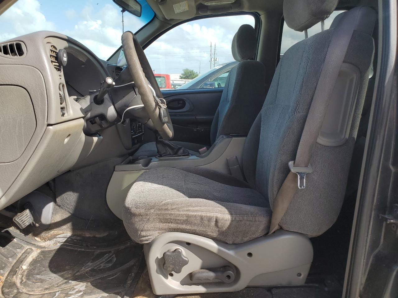 Lot #2945021925 2004 CHEVROLET TRAILBLAZE