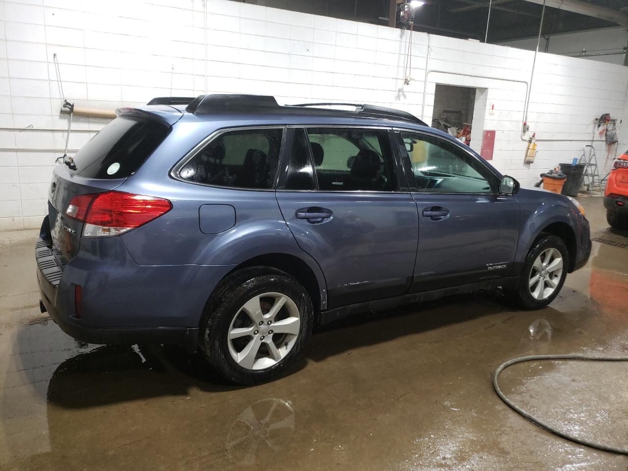 Lot #2993899321 2013 SUBARU OUTBACK 2.