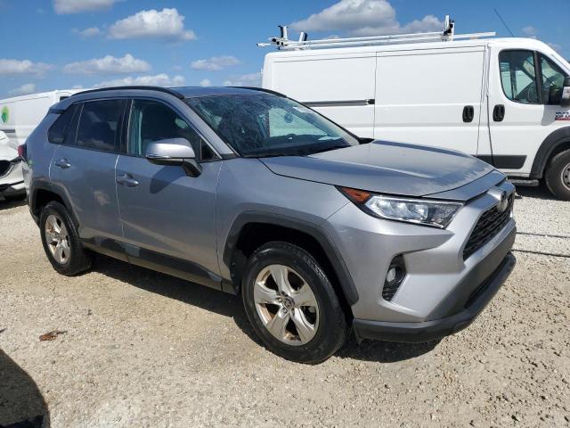 VIN 2T3W1RFV4MC134995 2021 Toyota RAV4, Xle no.4