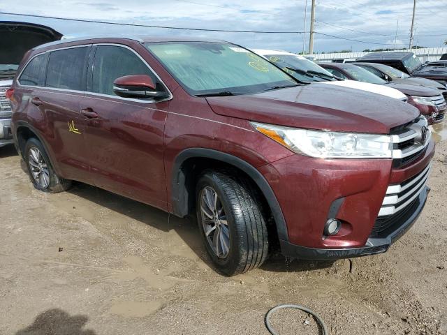 VIN 5TDKZRFH9JS286168 2018 Toyota Highlander, SE no.4