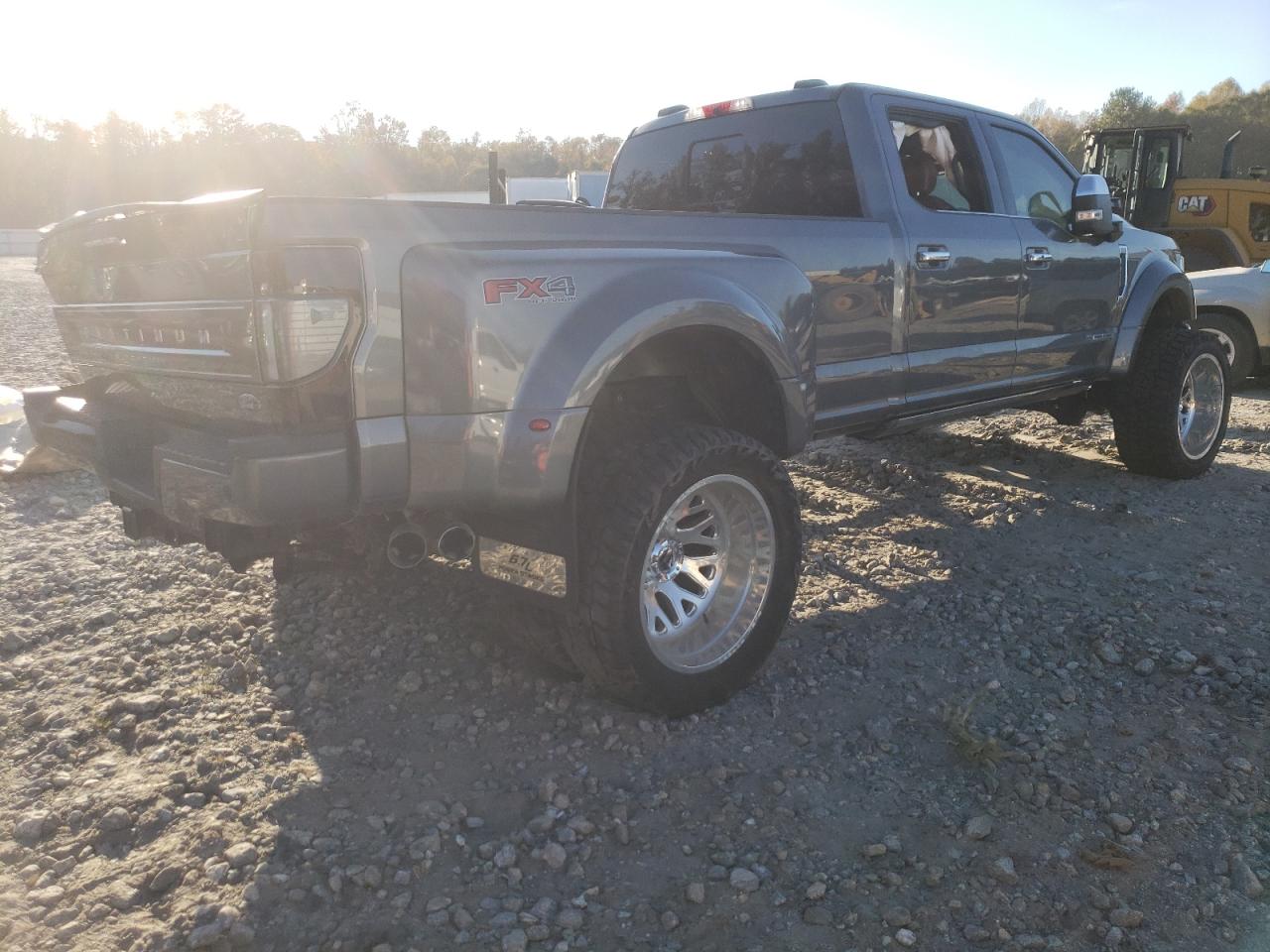 Lot #2955341612 2022 FORD F450 SUPER