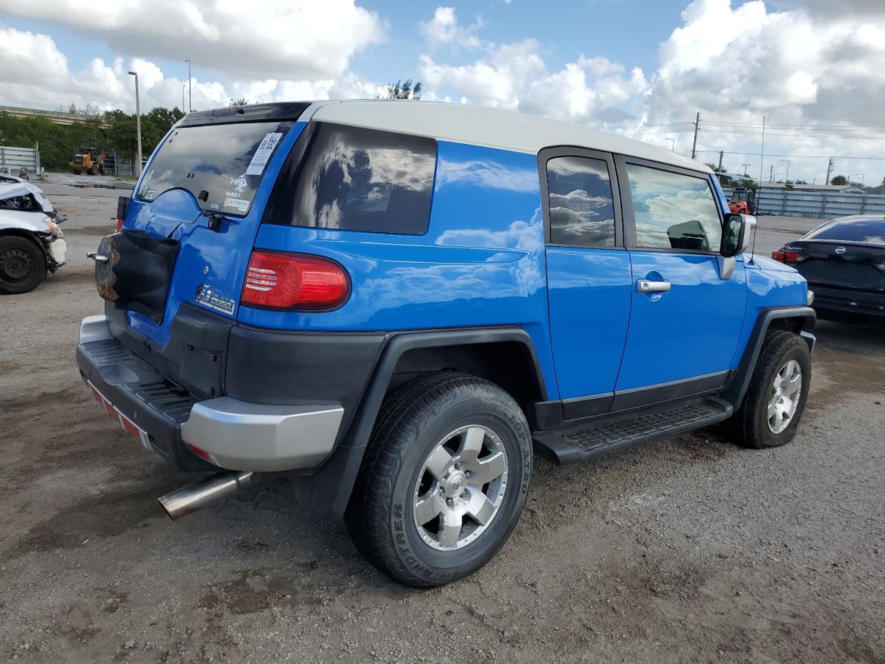 Lot #2959945293 2007 TOYOTA FJ CRUISER